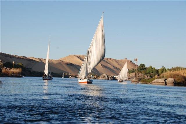 שייט מפרשיות על הנילוס