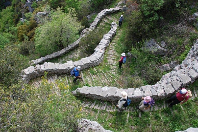 שביל המדרגות ביוון