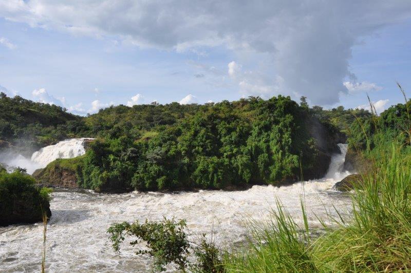 מפלי מים באוגנדה